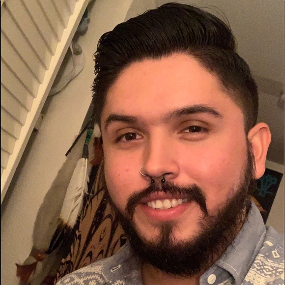 Meet your Posher, Rodolfo - Picture 1 of 1